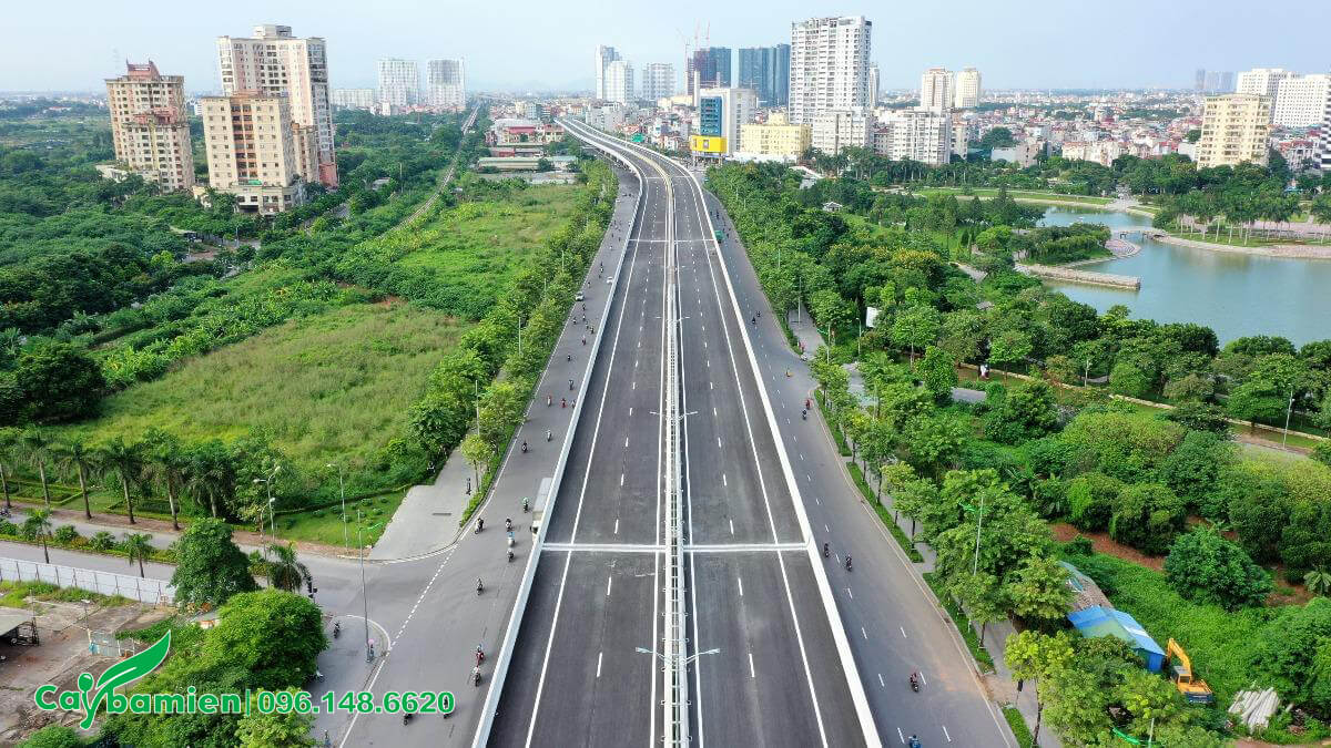 Một con đường cao đốc tại Thủ Đô Hà Nội